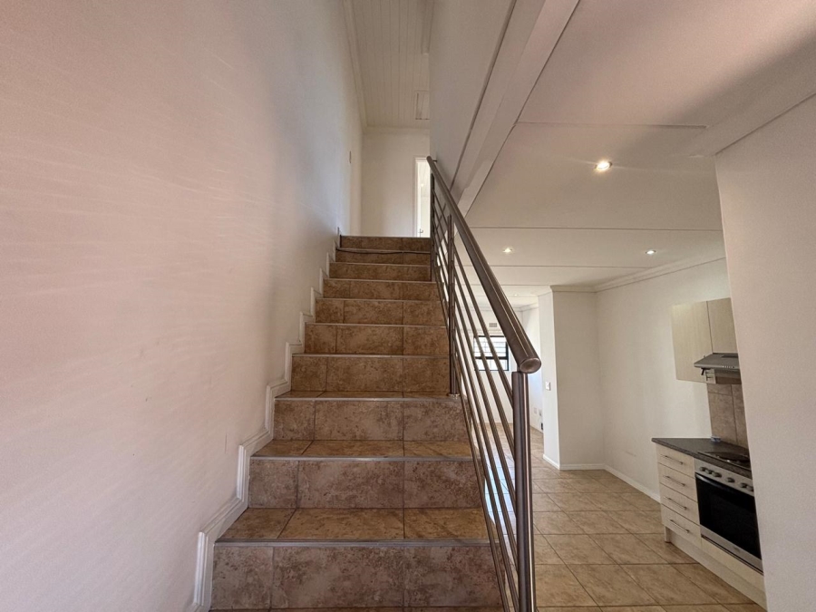 To Let 2 Bedroom Property for Rent in Hagley Western Cape